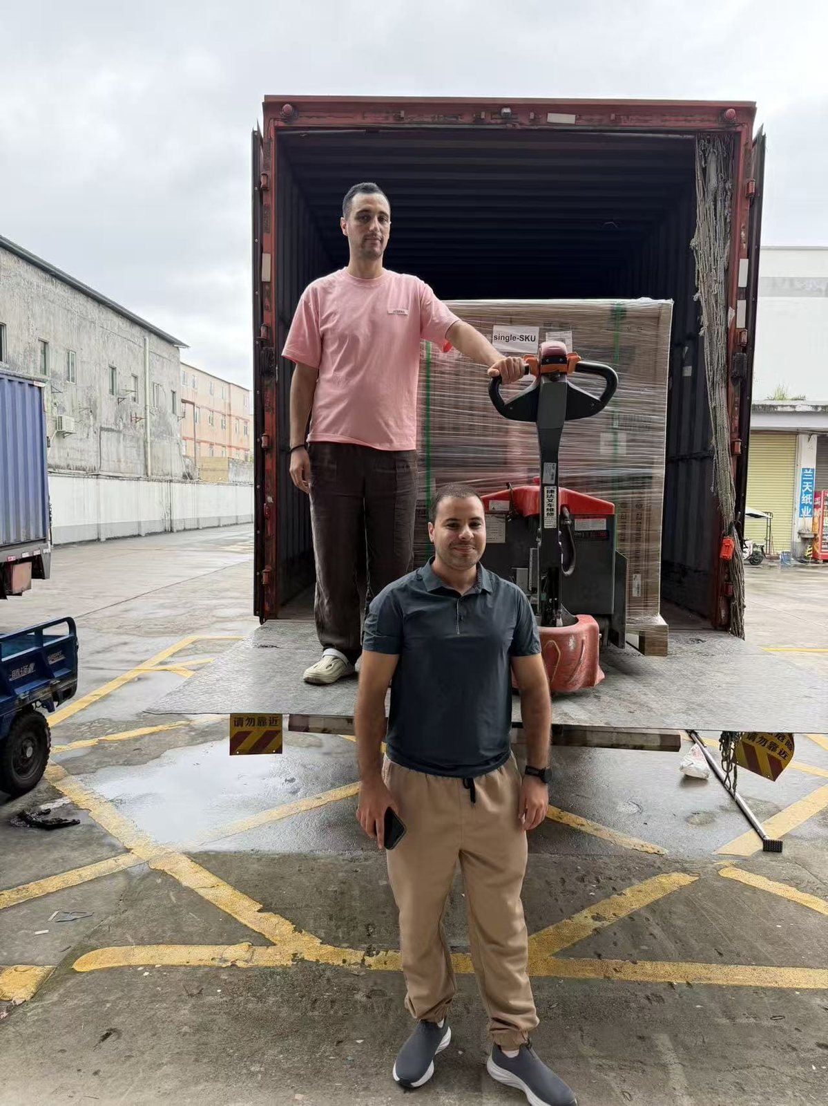 Container de marchandise et logistique
